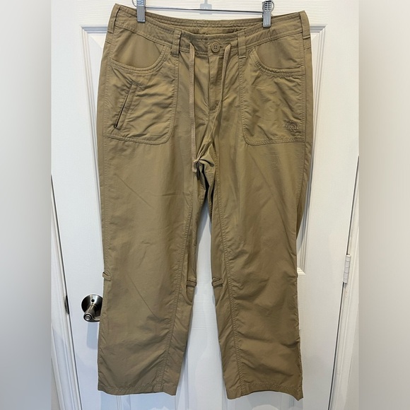 The North Face Tan Khaki Nylon Cargo Pants Womens 10 Hiking Packable Lightweight - Picture 1 of 5